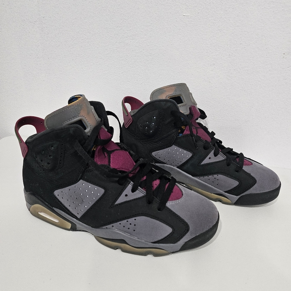 NIKE AIR JORDAN 6 RETRO BLACK-LIGHT GRAPHITE-DRK GREY-BORDEAUX SZ 9